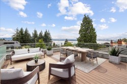 4693 3rd Avenue W Vancouver, BC V6R 1N5