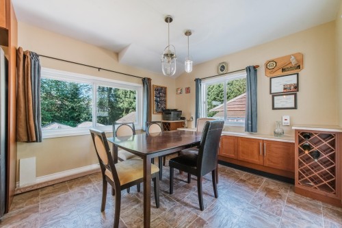 934 Davis Road, Gibsons, BC 