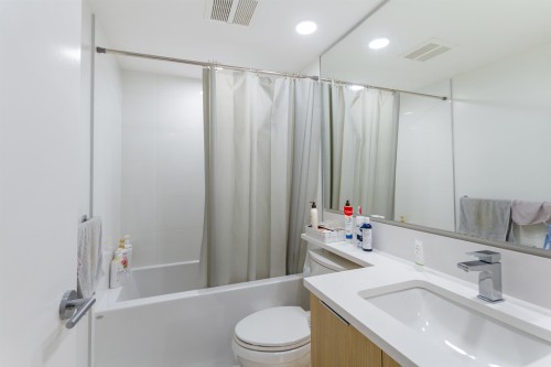 1708-7769 Park Crescent, Burnaby, BC 