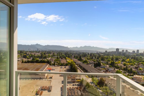 1708-7769 Park Crescent, Burnaby, BC 