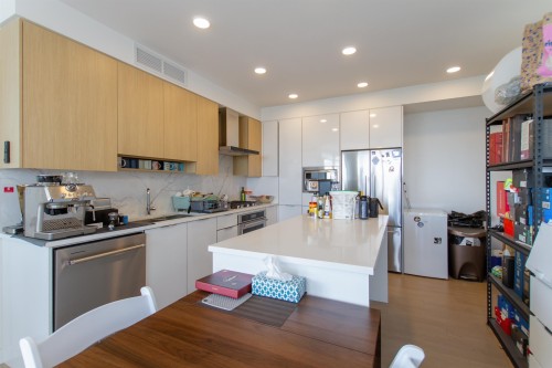 1708-7769 Park Crescent, Burnaby, BC 