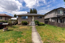 7465 Rosewood Street Burnaby, BC V5E 2G6