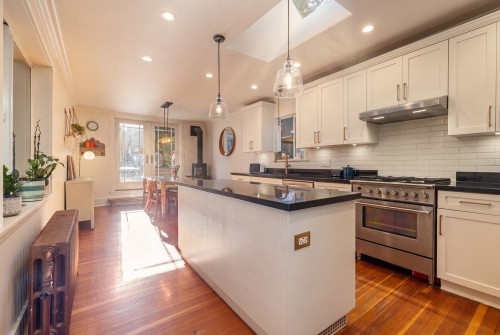 4387 St. George Street, Vancouver, BC 