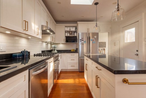 4387 St. George Street, Vancouver, BC 