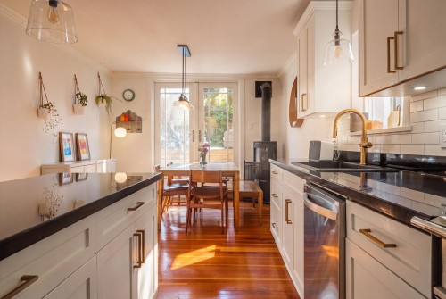 4387 St. George Street, Vancouver, BC 