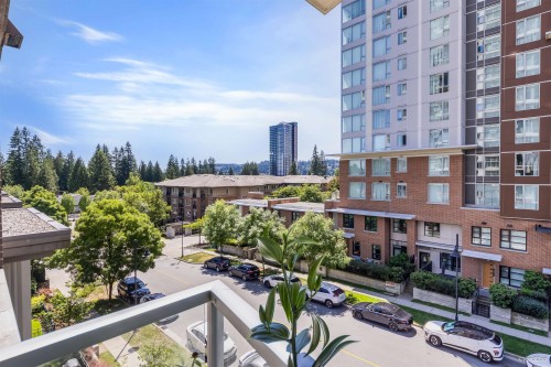 505-3102 Windsor Gate, Coquitlam, BC 