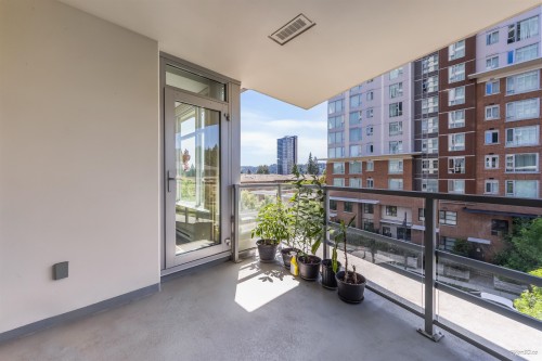 505-3102 Windsor Gate, Coquitlam, BC 