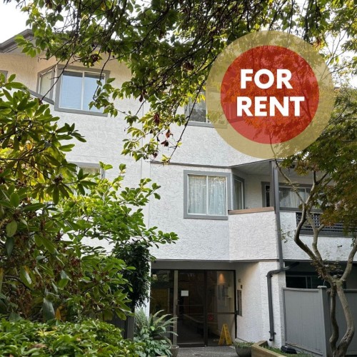209-809 16th Street W, North Vancouver, BC V7P 1M6