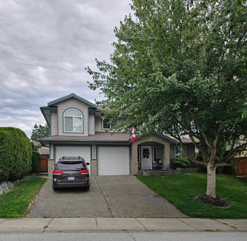 10592 238a Street  Maple Ridge, BC V2W 1E4