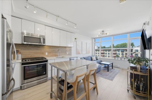 802-200 Nelson'S Crescent, New Westminster, BC 