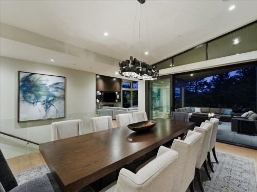 6210 Overstone Drive, West Vancouver, BC 