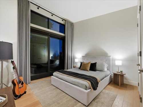 6210 Overstone Drive, West Vancouver, BC 