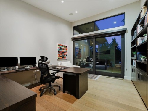 6210 Overstone Drive, West Vancouver, BC 