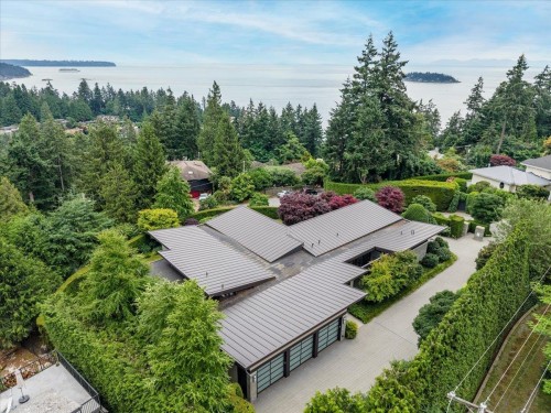 6210 Overstone Drive, West Vancouver, BC 