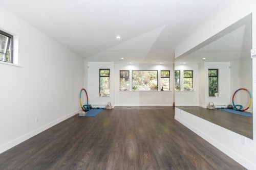 5240 Malaspina Place, North Vancouver, BC 
