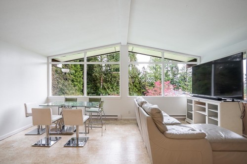 1440 Mountain Highway, North Vancouver, BC 