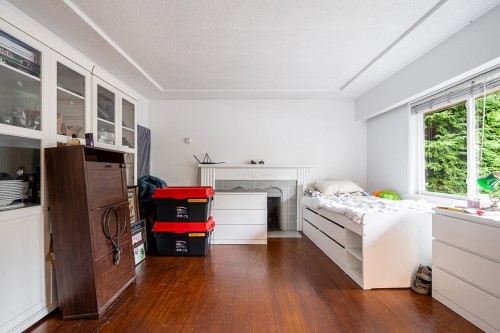 1440 Mountain Highway, North Vancouver, BC 