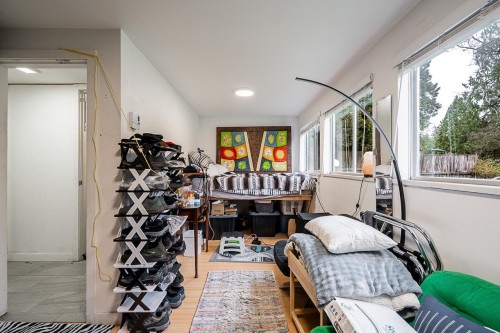 1440 Mountain Highway, North Vancouver, BC 