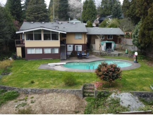 1440 Mountain Highway, North Vancouver, BC 