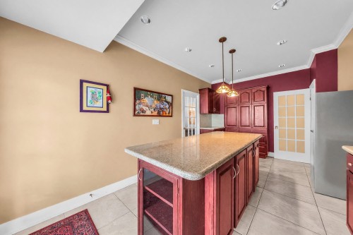 1049 33Rd Avenue W, Vancouver, BC 
