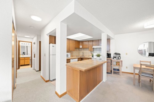 42-11900 228 Street  Maple Ridge, BC V2X 6L9