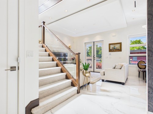 2277 28Th Avenue E, Vancouver, BC 