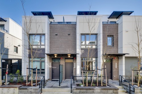 6310 Oak Street, Vancouver, BC 