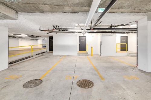 6310 Oak Street, Vancouver, BC 