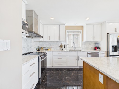 3032 Maplewood Court, Coquitlam, BC 