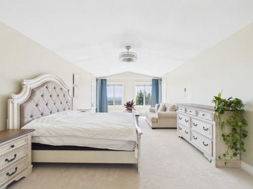 3032 Maplewood Court, Coquitlam, BC 