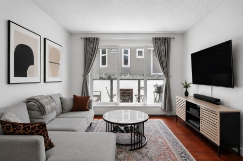 202-2328 Oxford Street  Vancouver, BC V5L 1G3