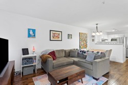 104-688 16th Avenue E Vancouver, BC V5T 2V4