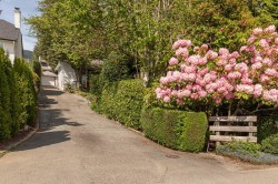 1441 Haywood Avenue  West Vancouver, BC V7T 1V5