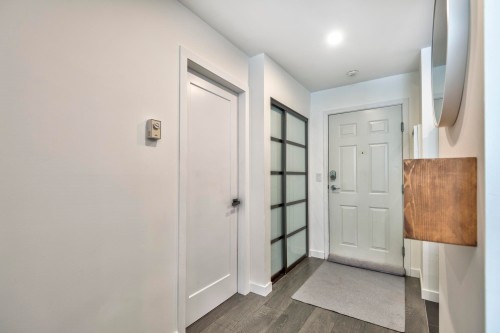 307-5281 Oakmount Crescent, Burnaby, BC 