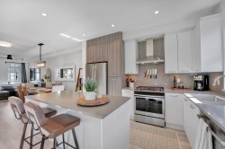 118-24076 112 Avenue Maple Ridge, BC V2W 0K2