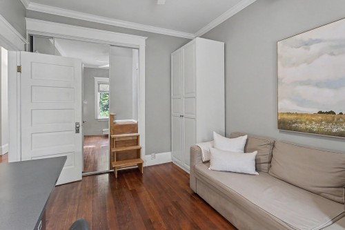 4072 Ontario Street, Vancouver, BC 