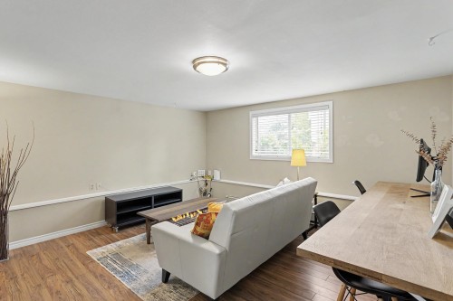 4072 Ontario Street, Vancouver, BC 
