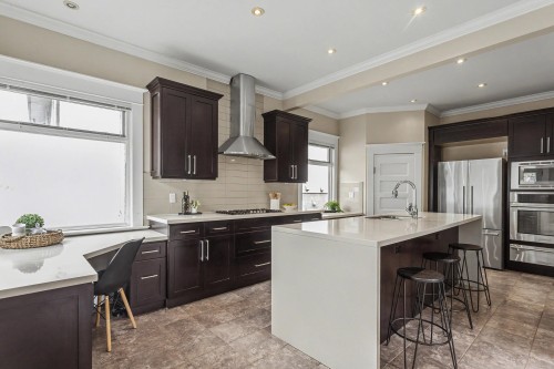 4072 Ontario Street, Vancouver, BC 