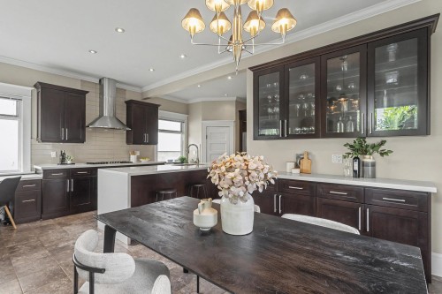 4072 Ontario Street, Vancouver, BC 