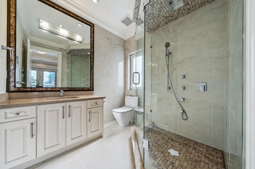 10311 Mortfield Road, Richmond, BC - Indoor Photo Showing Bathroom
