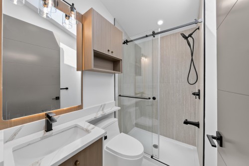 2-847 10Th Avenue E, Vancouver, BC 