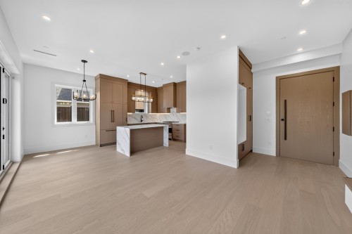 2-847 10Th Avenue E, Vancouver, BC 