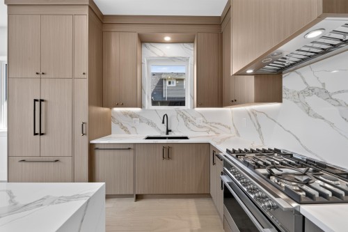 2-847 10Th Avenue E, Vancouver, BC 