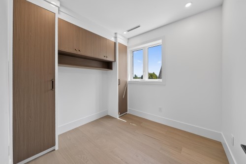 2-847 10Th Avenue E, Vancouver, BC 