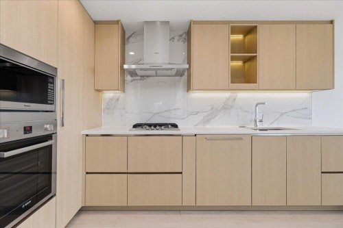 3201-4880 Lougheed Highway, Burnaby, BC 
