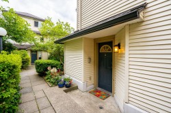 30-4311 Sophia Street  Vancouver, BC V5V 3V6