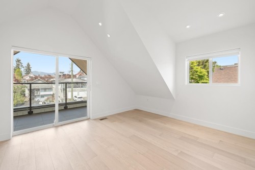 2-625 24Th Avenue E, Vancouver, BC 