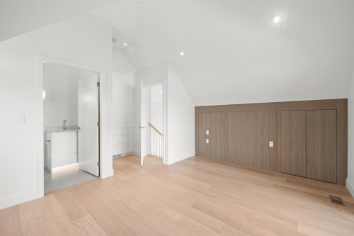 2-625 24Th Avenue E, Vancouver, BC 