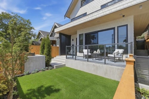 1-625 24Th Avenue E, Vancouver, BC 