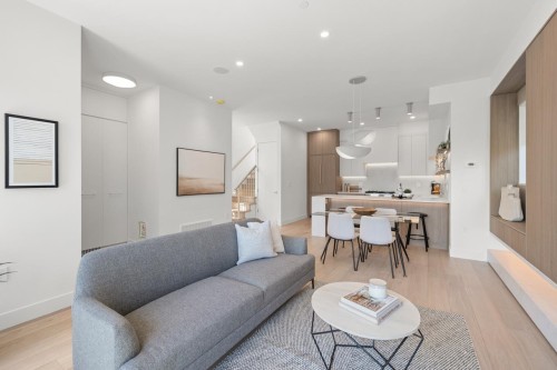 1-625 24Th Avenue E, Vancouver, BC 